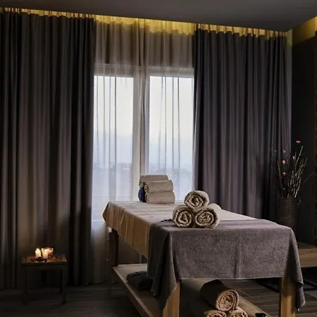 Large 1bd In 4star Апартамент