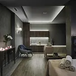 Large 1bd In 4star Apartment